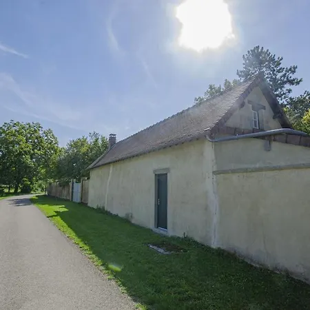 Le Paradis Des Ecureuils Saint-Thibault (Aube)